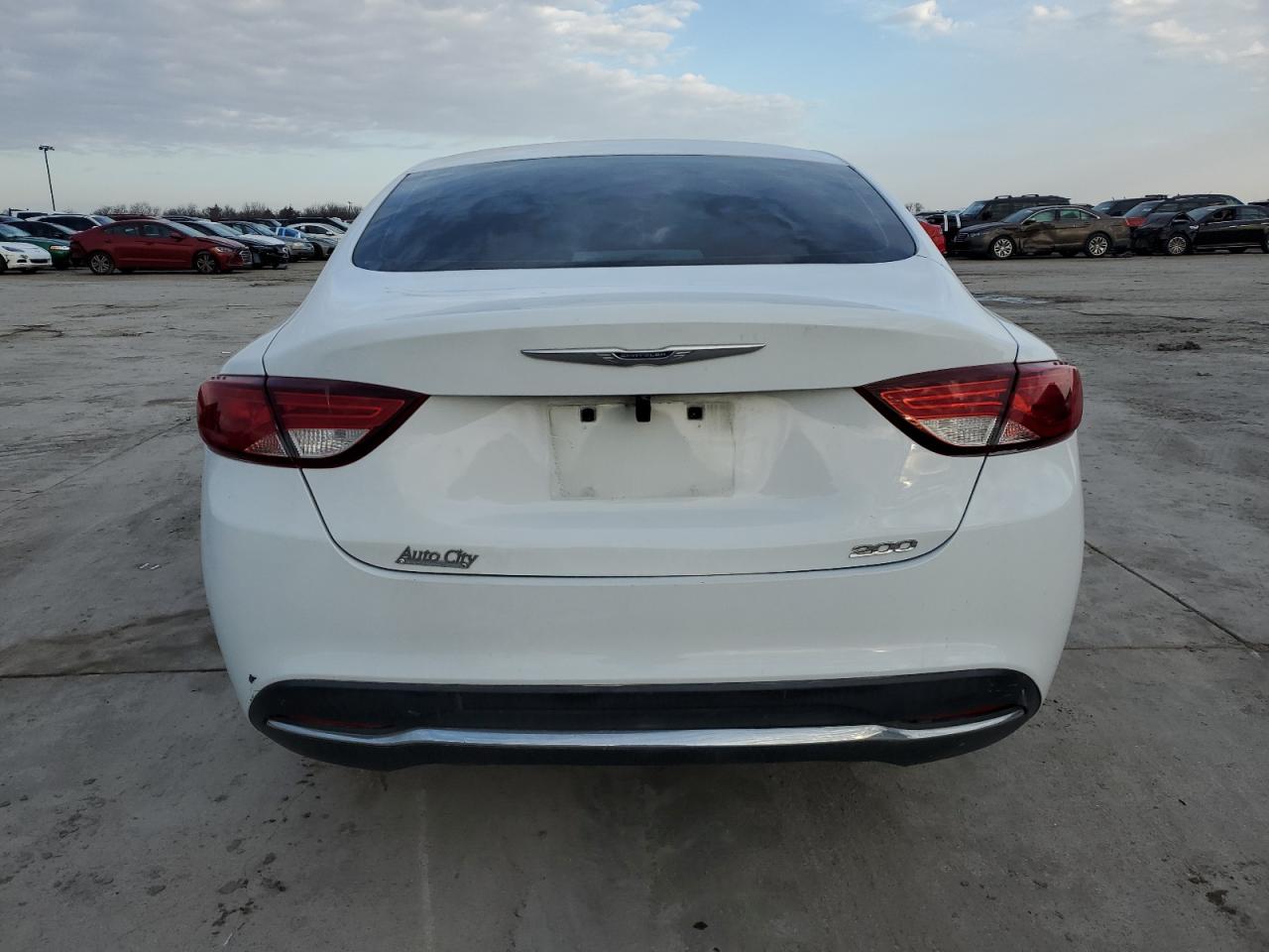 2015 Chrysler 200 - Image 6