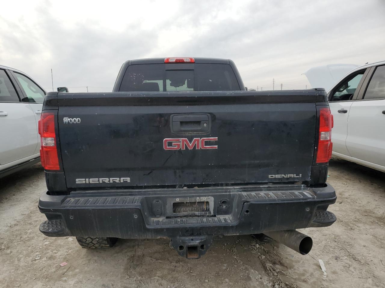 2019 GMC Sierra - Image 6