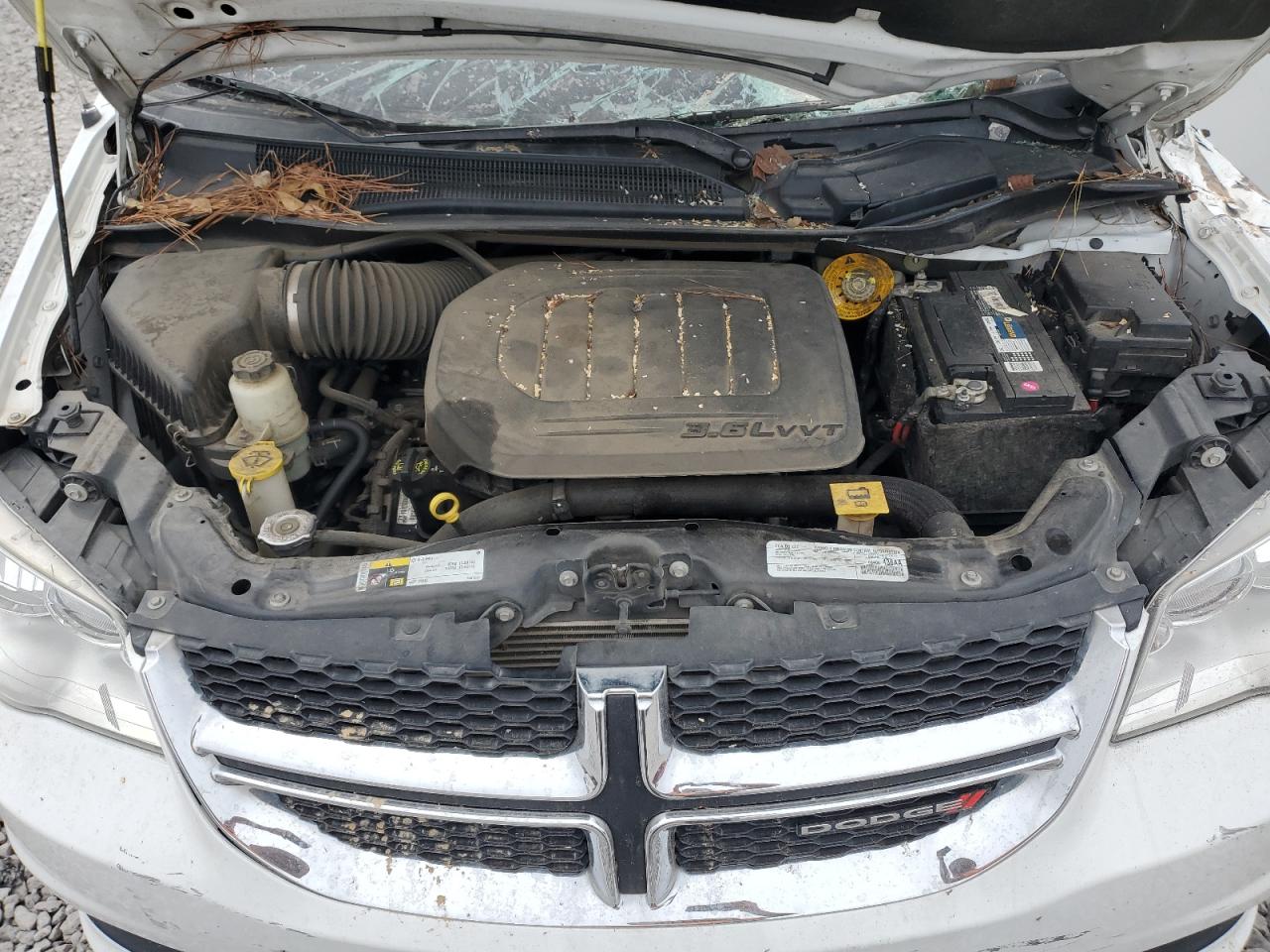 2019 Dodge Caravan - Image 14