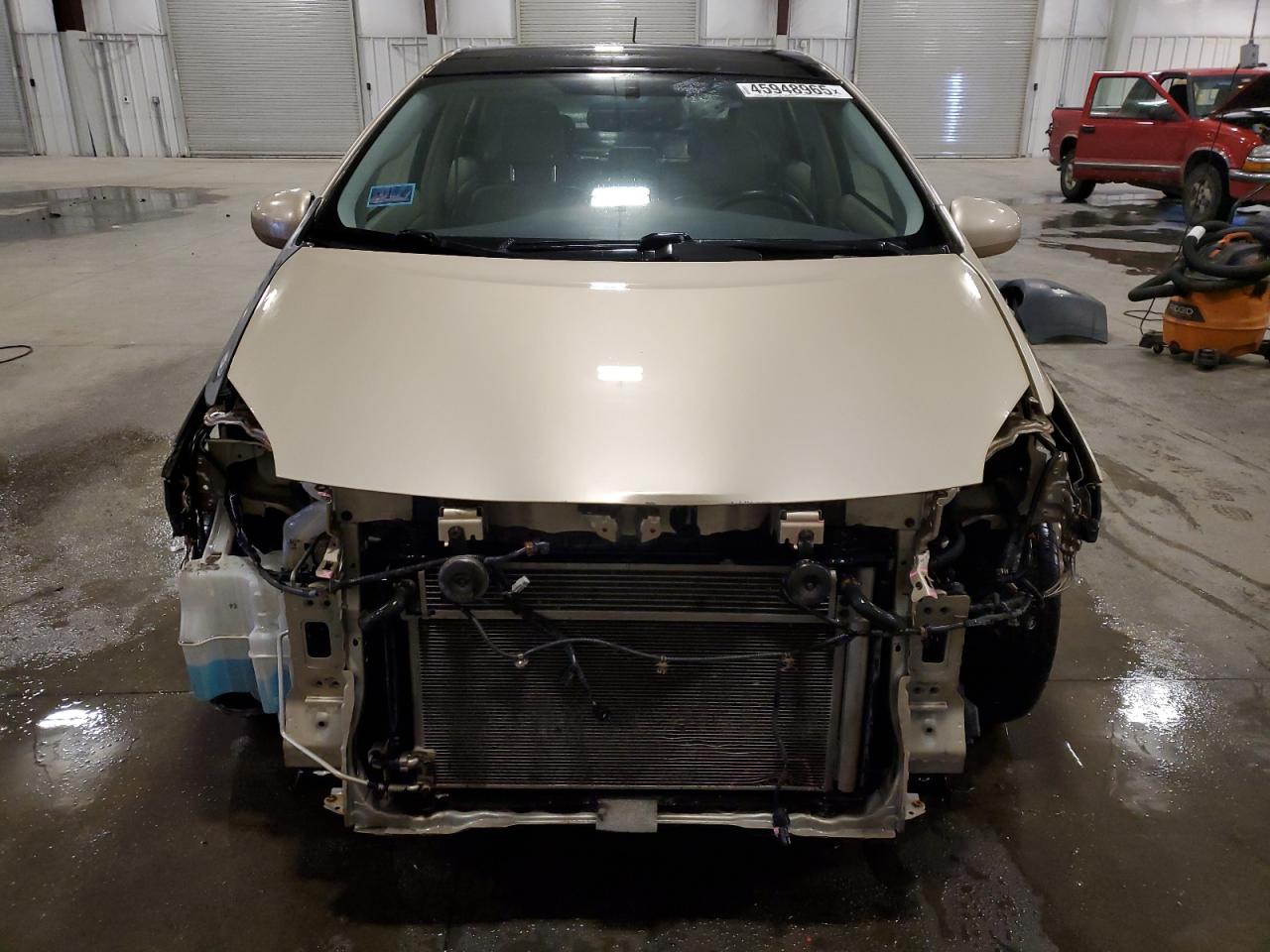 2010 Toyota Prius - Image 5