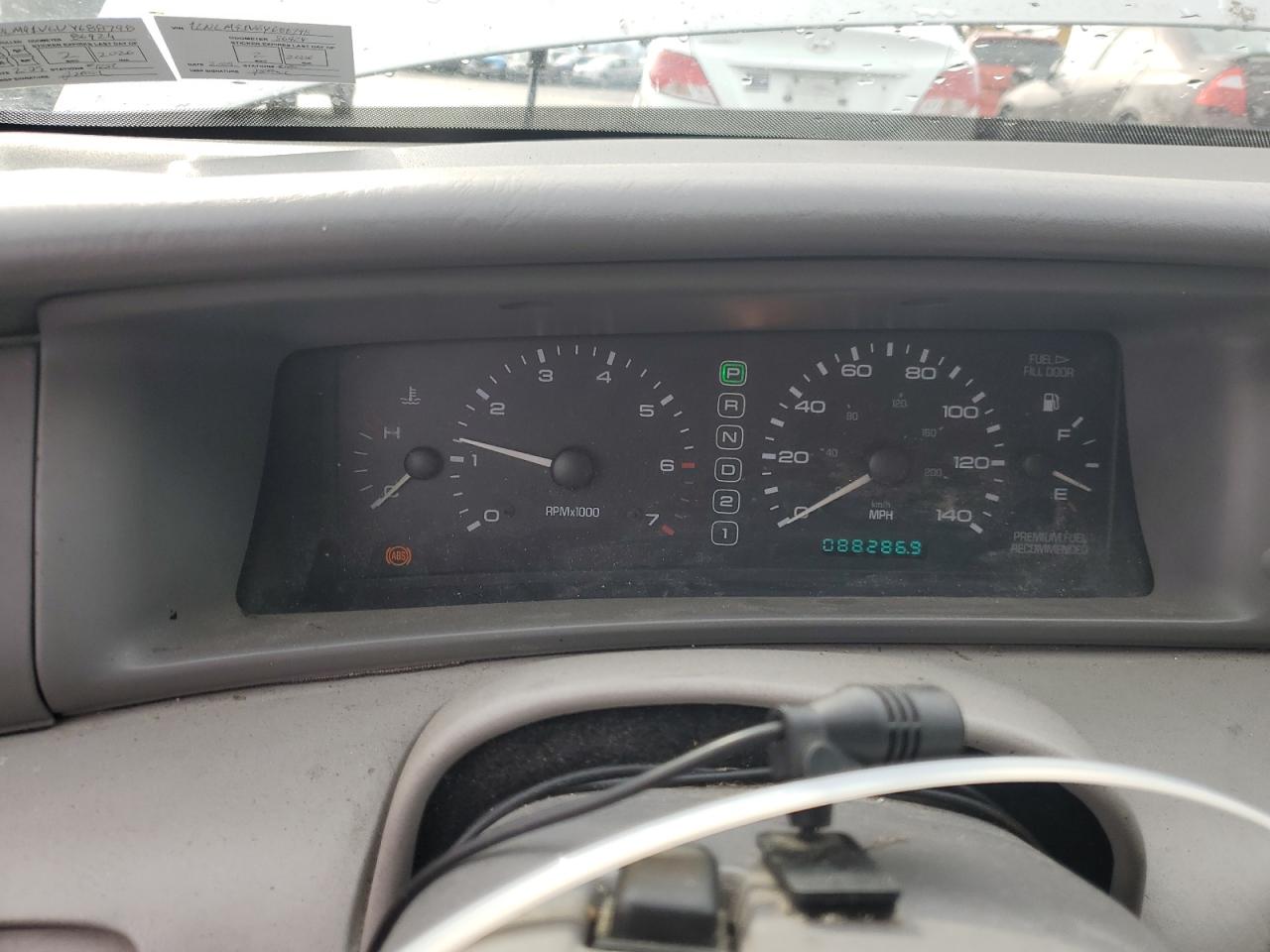 1997 Lincoln Mark VIII - Image 9