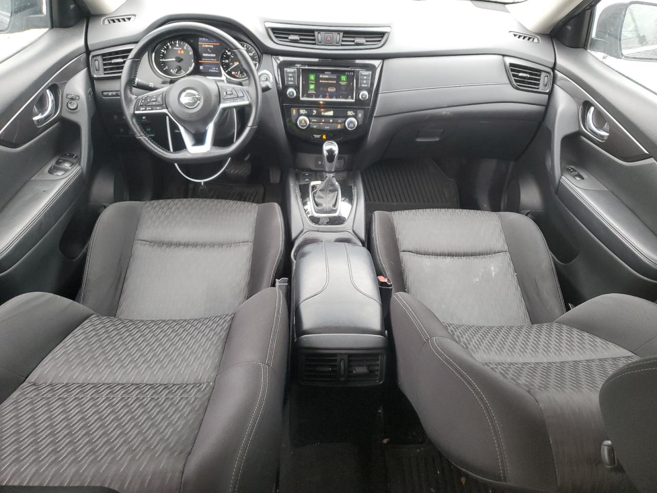 2020 Nissan Rogue - Image 8