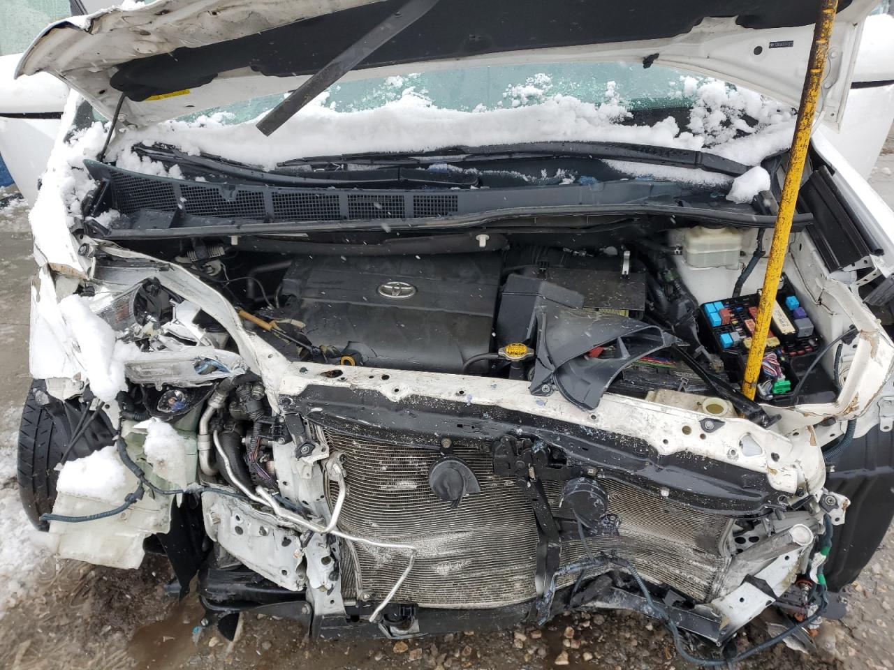 2013 Toyota Sienna - Image 12
