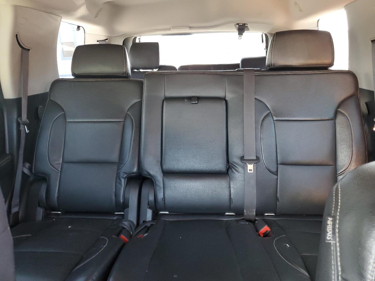 2015 GMC Yukon - Image 10