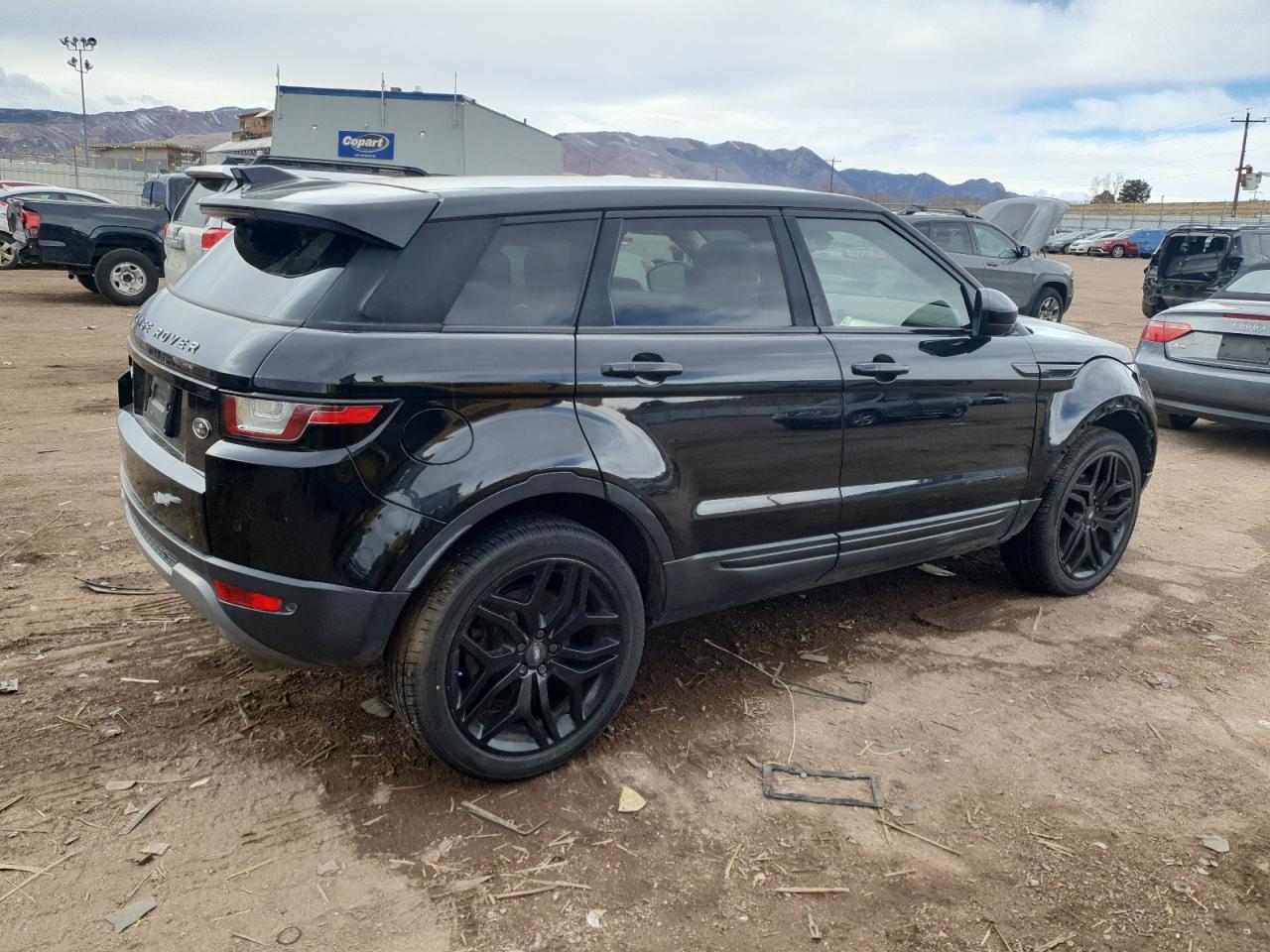 2017 Land Rover Range Rover - Image 3