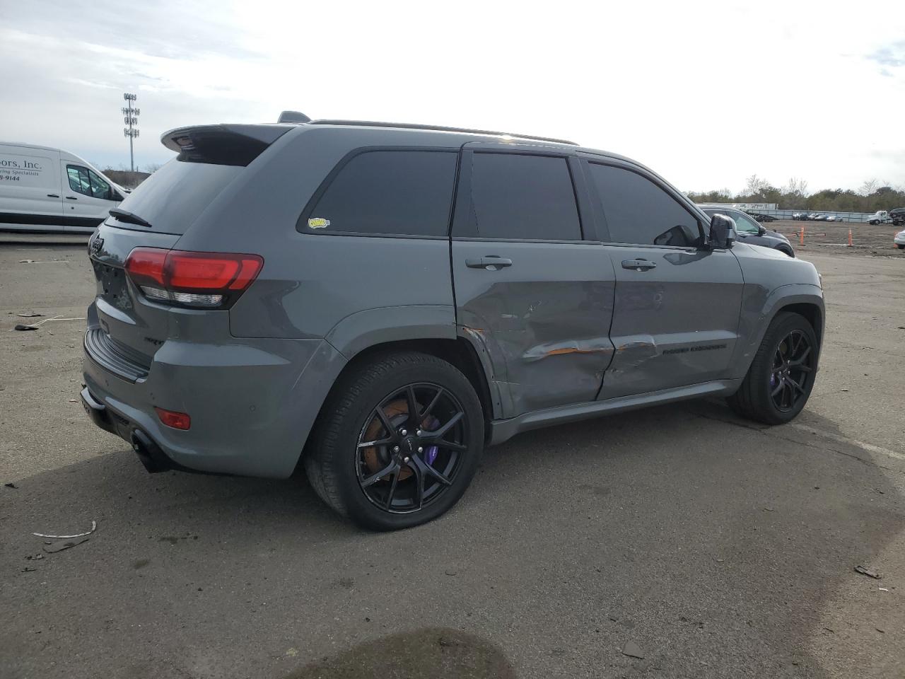 2019 Jeep Grand Cherokee - Image 3