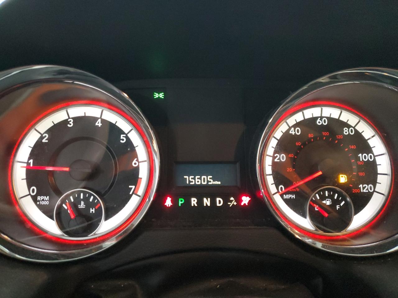 2018 Dodge Caravan - Image 9