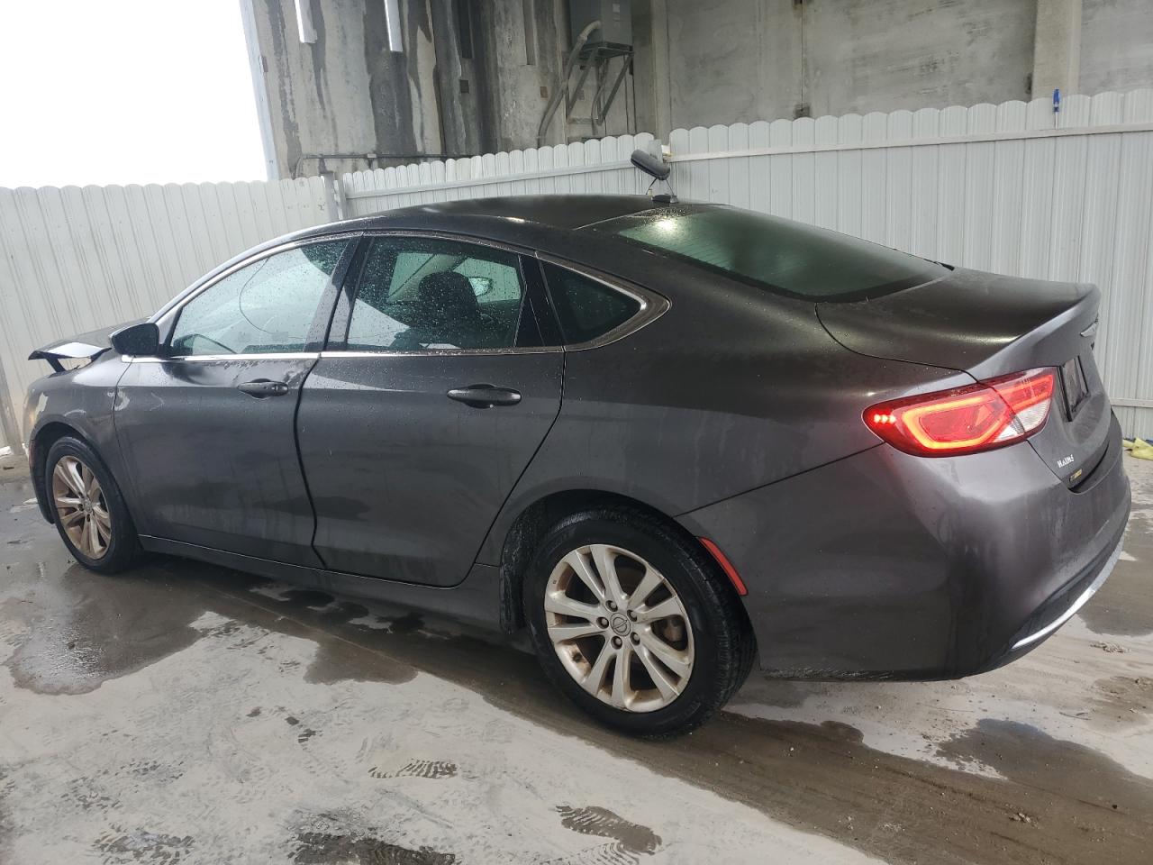 2016 Chrysler 200 - Image 2