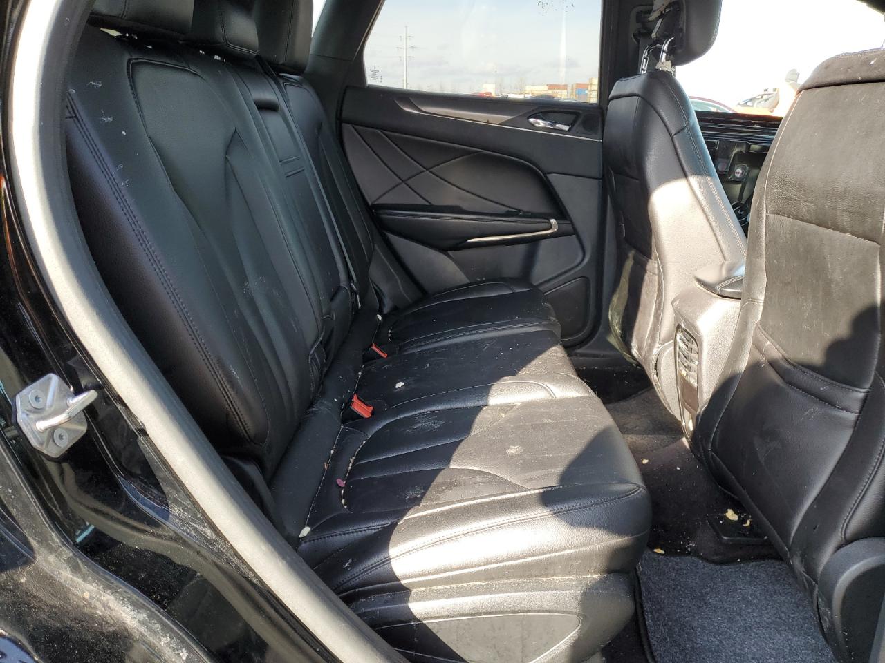 2017 Lincoln MKC - Image 11