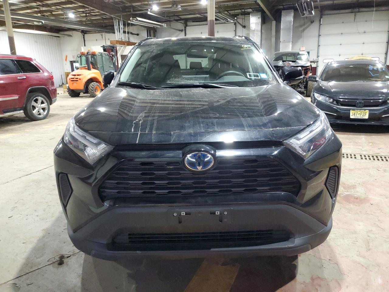 2022 Toyota RAV 4 - Image 5