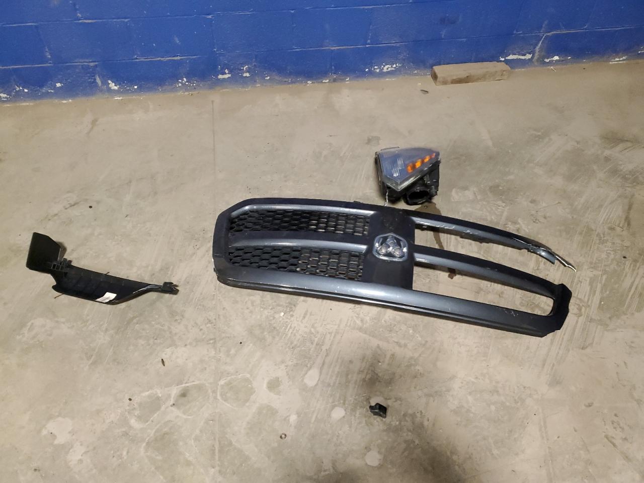2019 RAM 1500 - Image 12