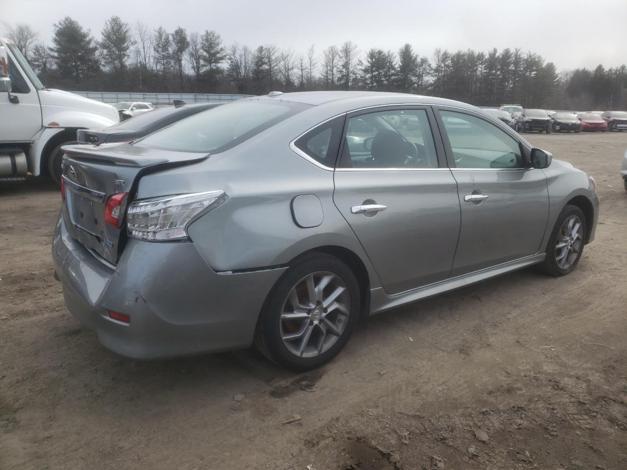 2014 Nissan Sentra - Image 3