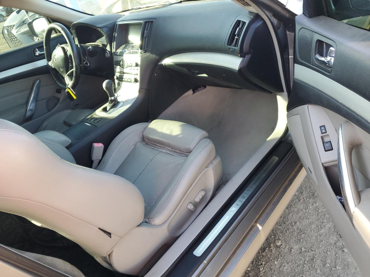 2008 Infiniti G - Image 8