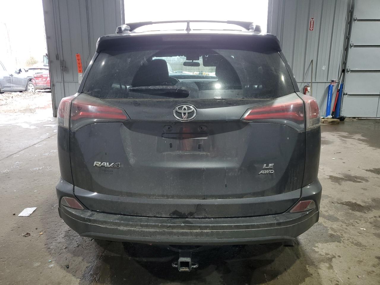 2016 Toyota RAV 4 - Image 6