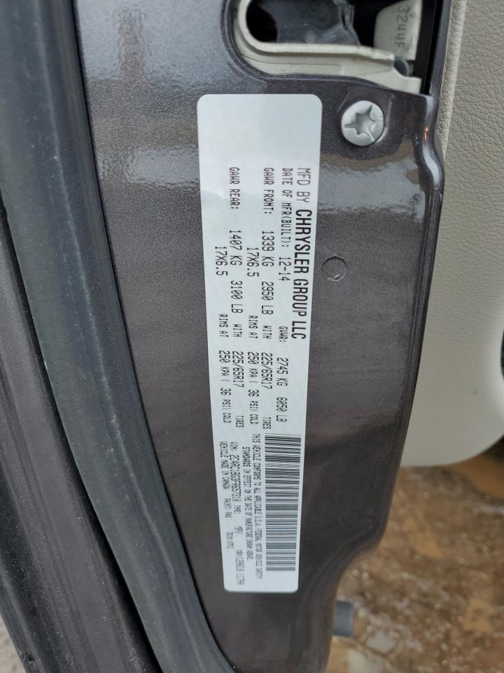 2015 Chrysler Town & Country - Image 13