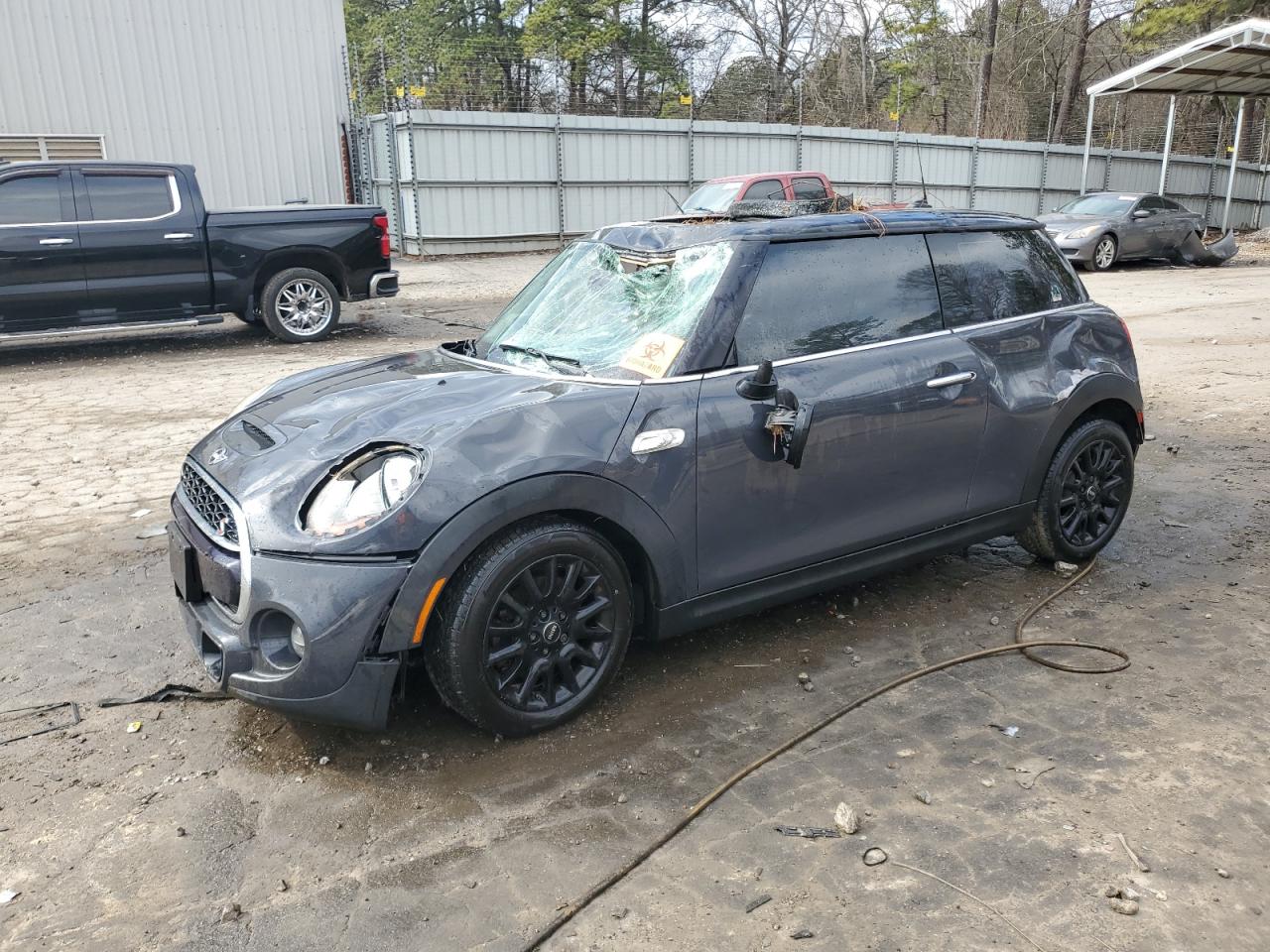 2015 MINI Cooper - Image 1