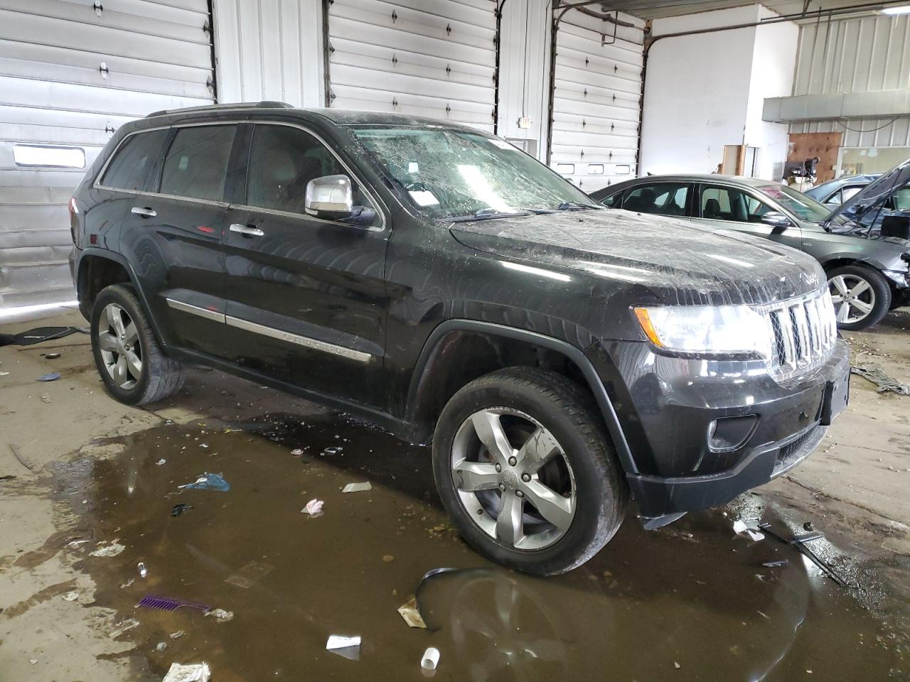 2013 Jeep Grand Cherokee - Image 4