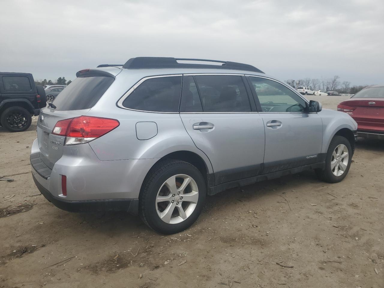 2013 Subaru Outback - Image 3