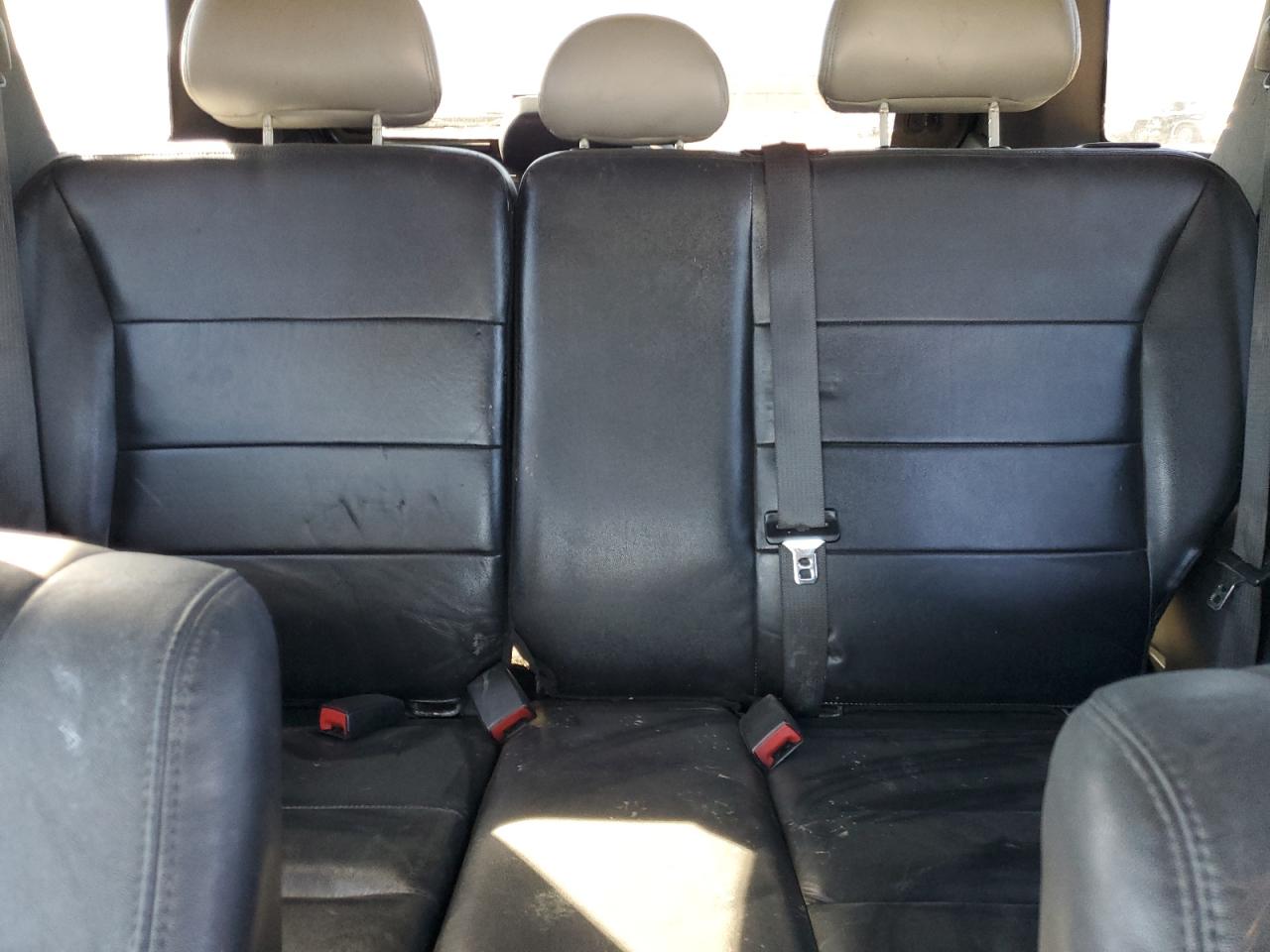 2010 Ford Escape - Image 10