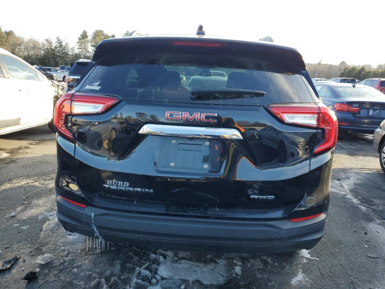 2022 GMC Terrain - Image 6