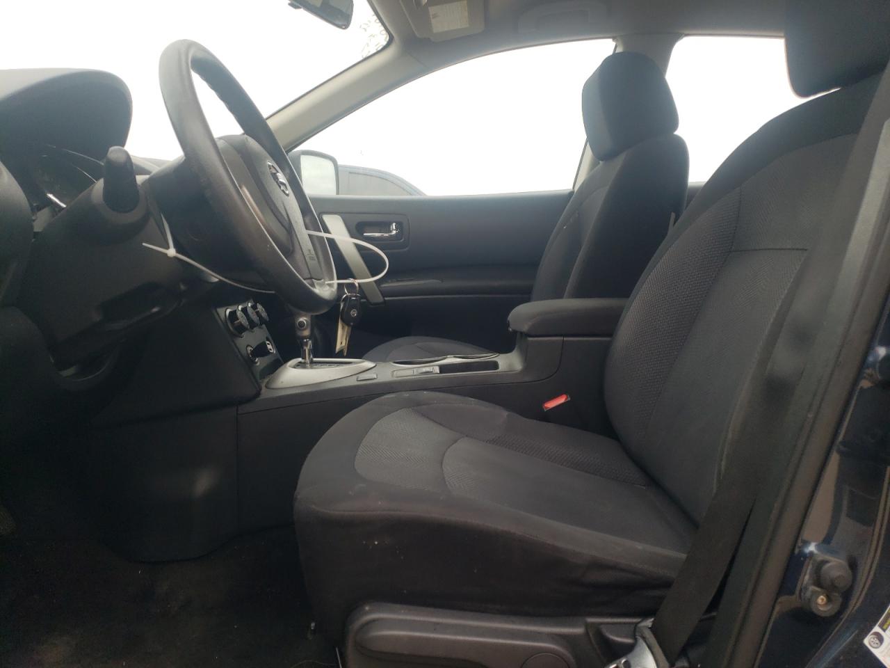 2014 Nissan Rogue - Image 7