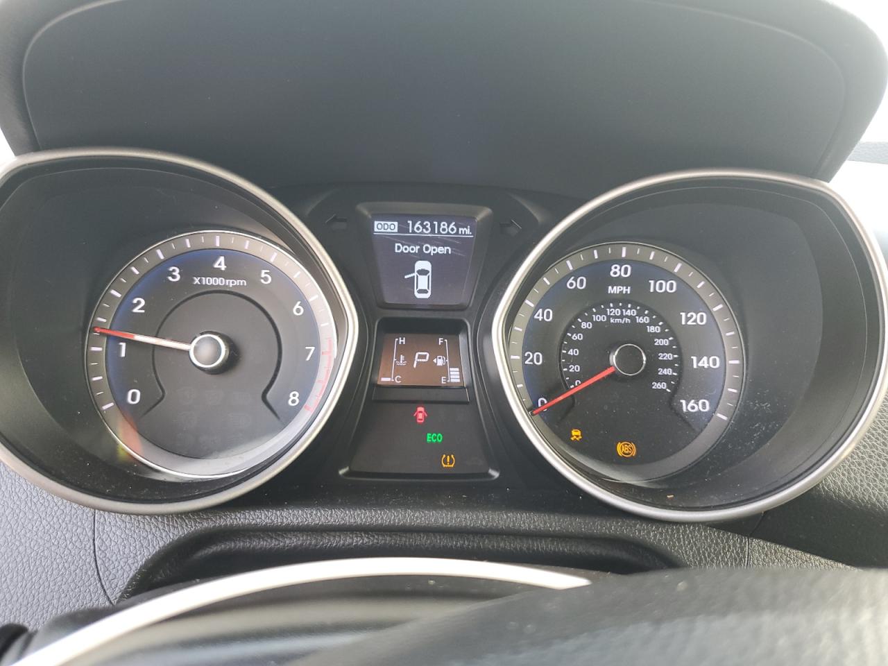 2013 Hyundai Elantra - Image 9