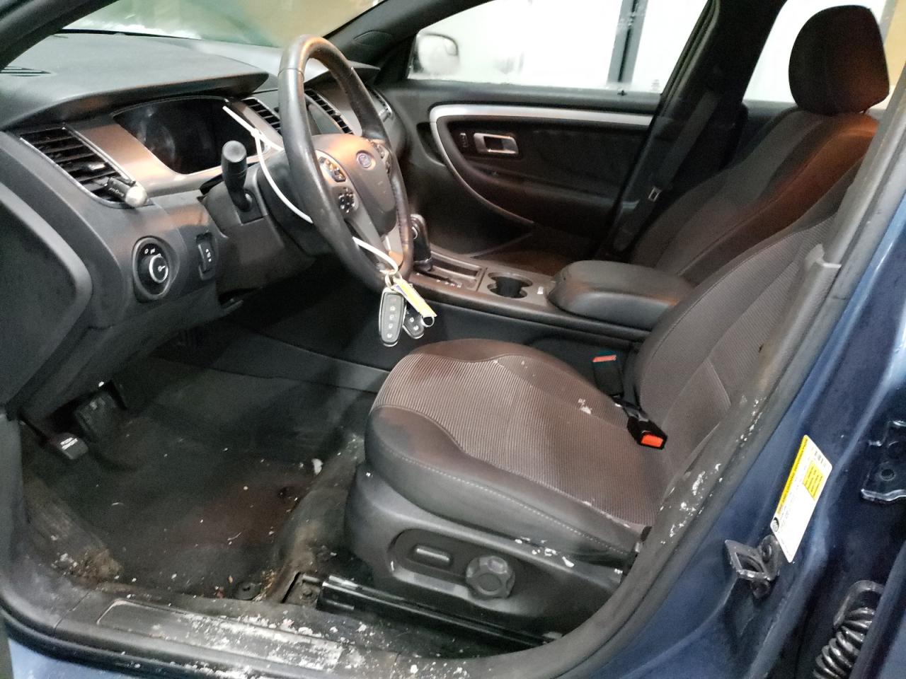 2018 Ford Taurus - Image 7