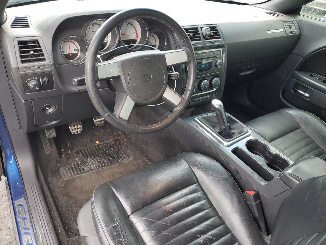 2009 Dodge Challenger - Image 8