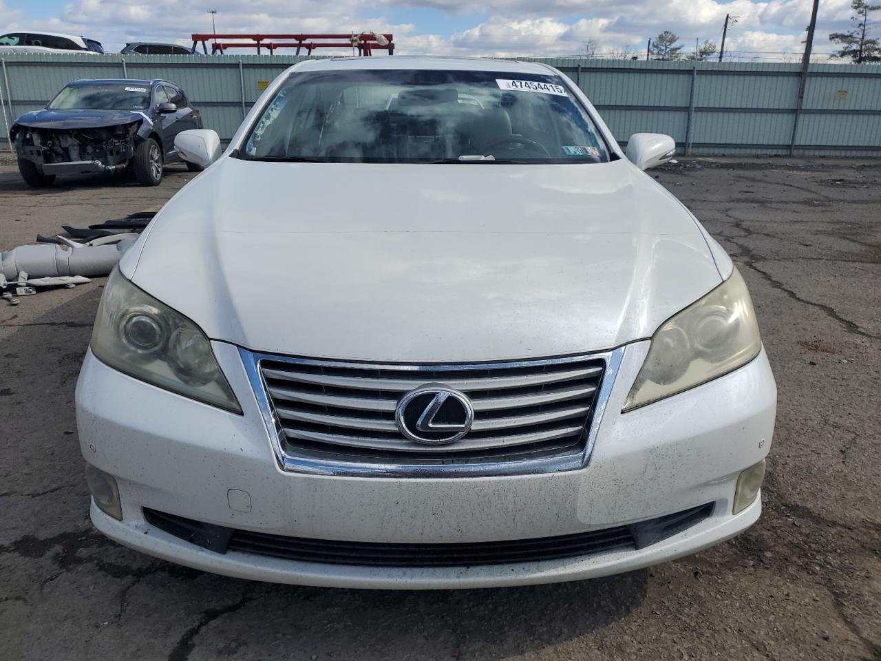 2012 Lexus ES - Image 5