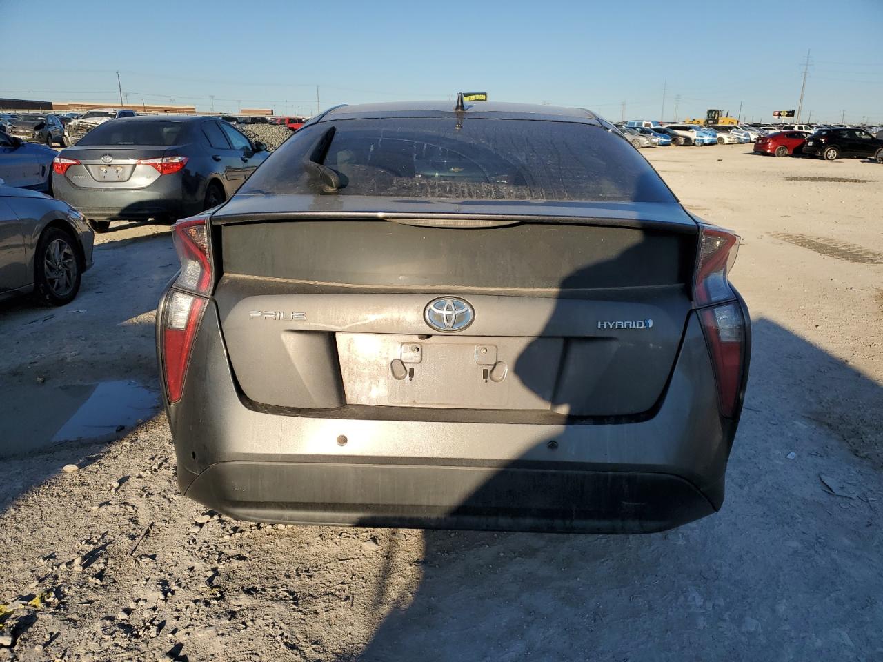2018 Toyota Prius - Image 6