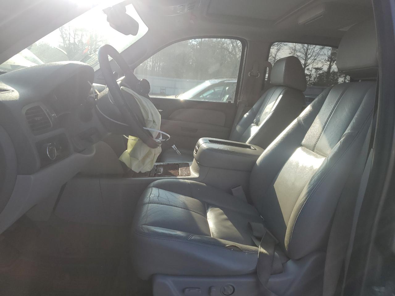 2007 Chevrolet Tahoe - Image 7