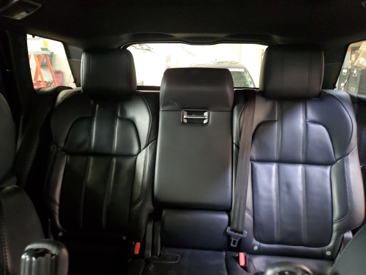 2014 Land Rover Range Rover - Image 10