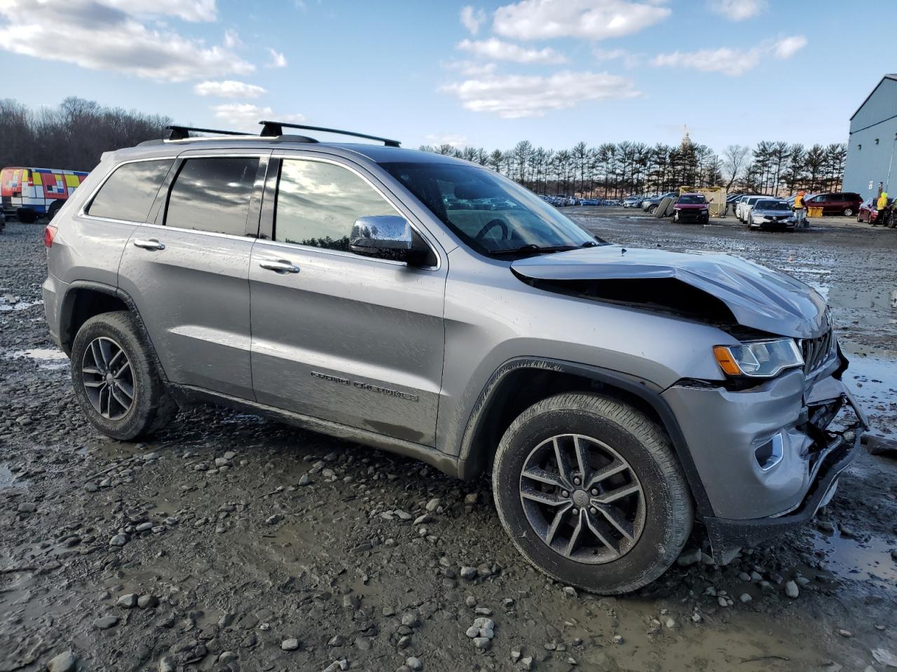 2017 Jeep Grand Cherokee - Image 4
