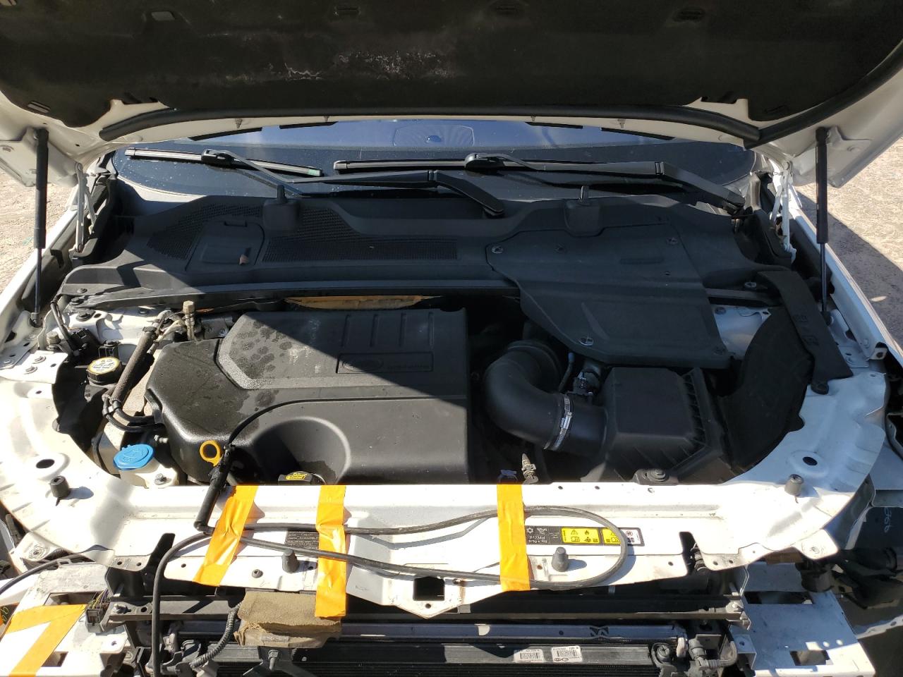 2018 Land Rover Discovery - Image 12