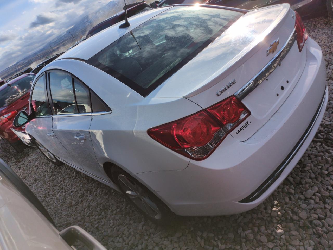 2014 Chevrolet Cruze - Image 2