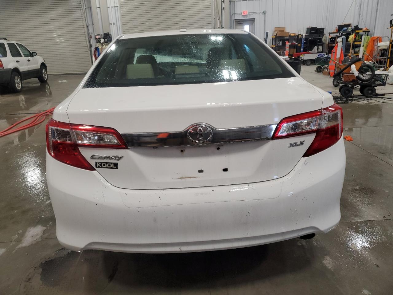 2014 Toyota Camry - Image 6