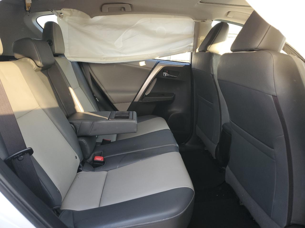 2013 Toyota RAV 4 - Image 10