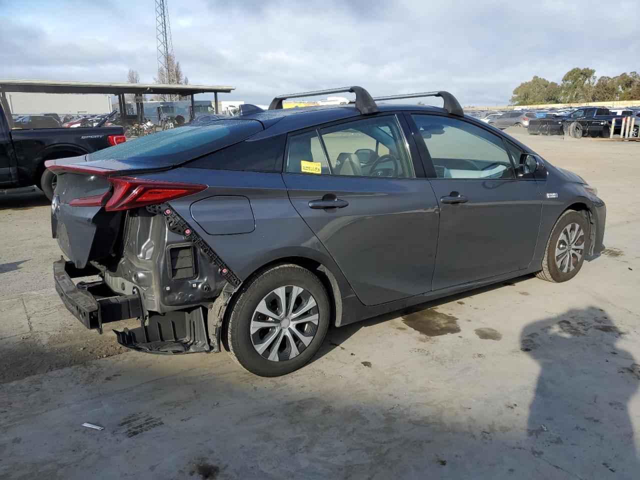 2020 Toyota Prius - Image 3