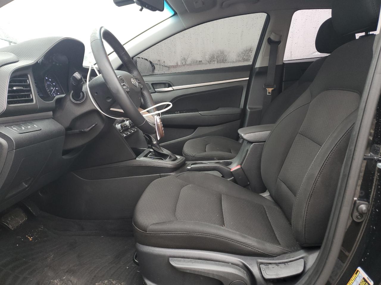 2020 Hyundai Elantra - Image 7