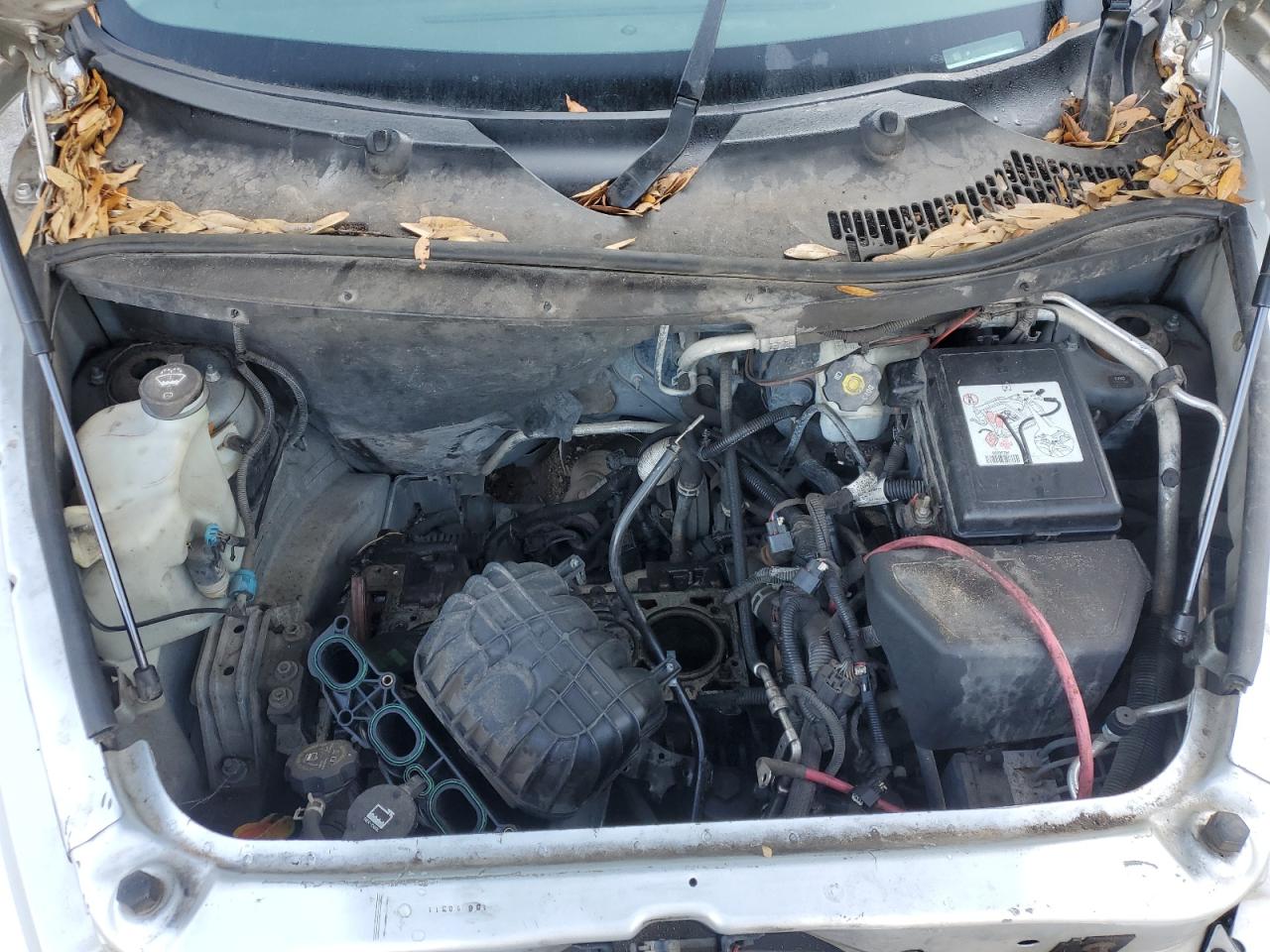 2011 Chevrolet HHR - Image 12