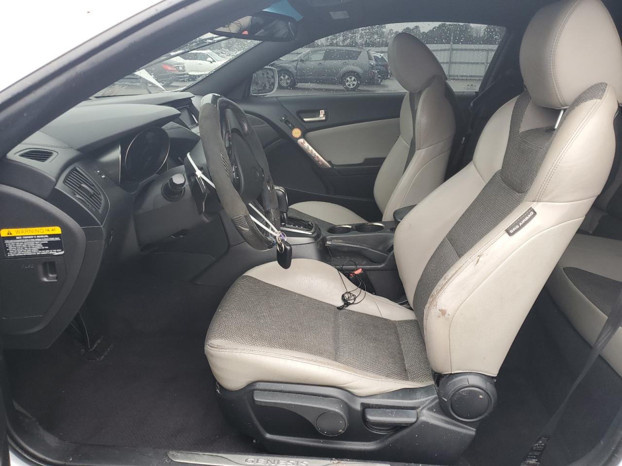 2016 Hyundai Genesis - Image 7