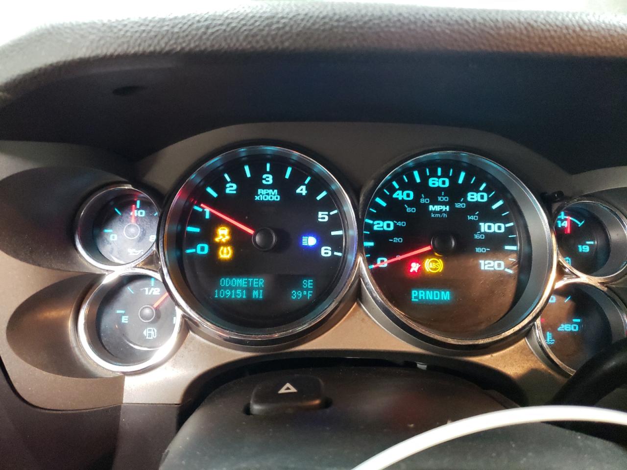 2012 Chevrolet Silverado - Image 9