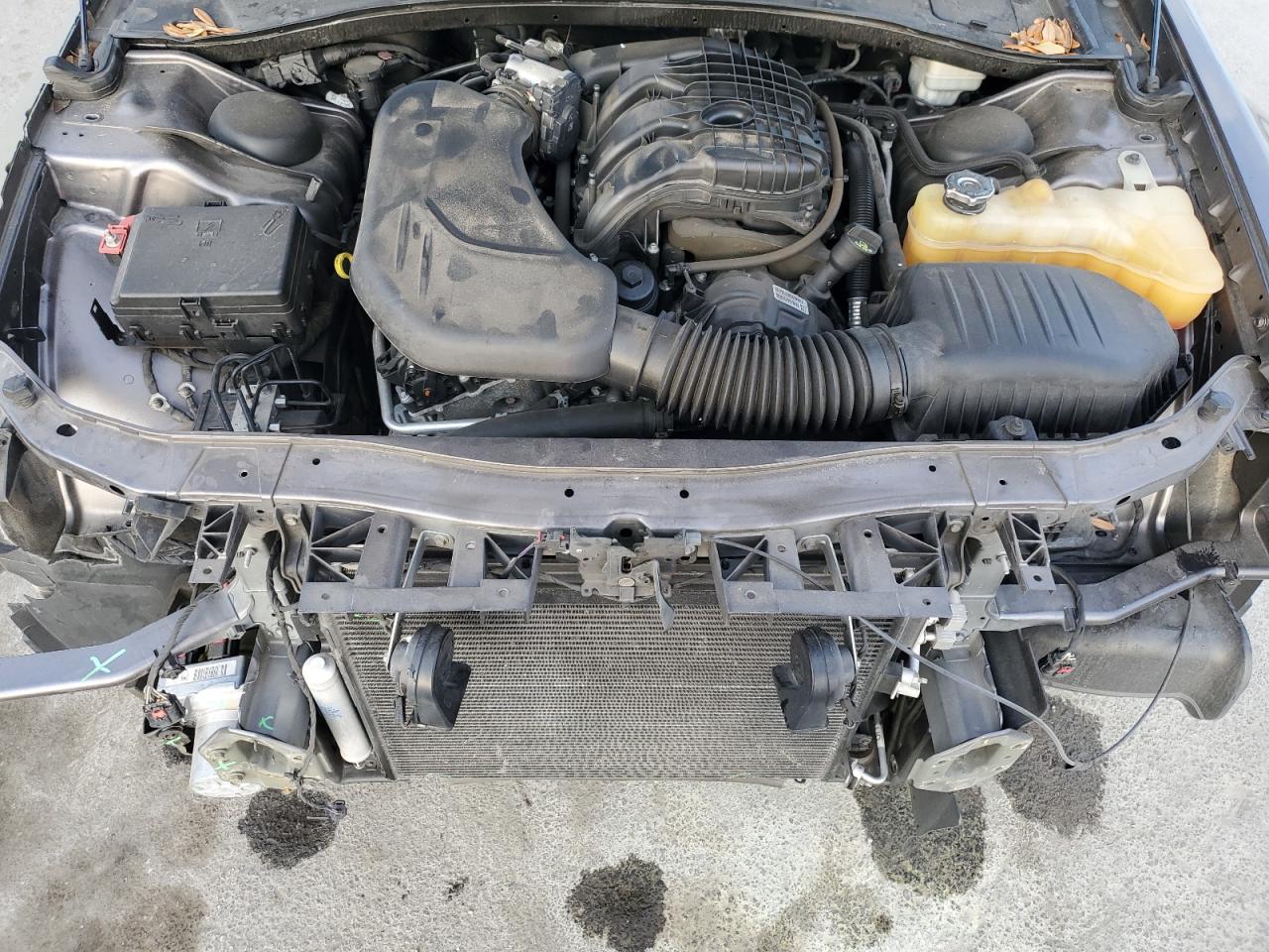 2013 Chrysler 300 - Image 11