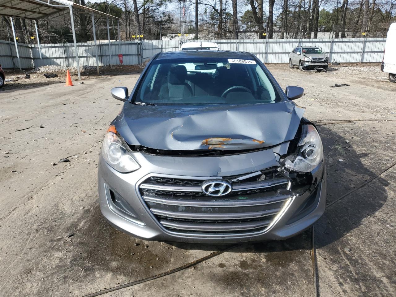 2017 Hyundai Elantra - Image 5