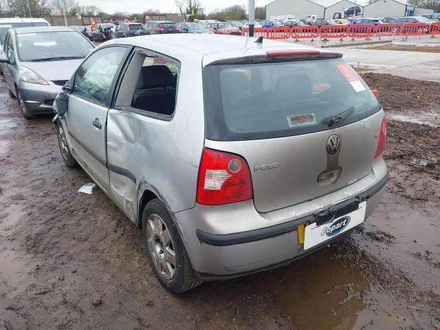 2003 VOLKSWAGEN POLO S