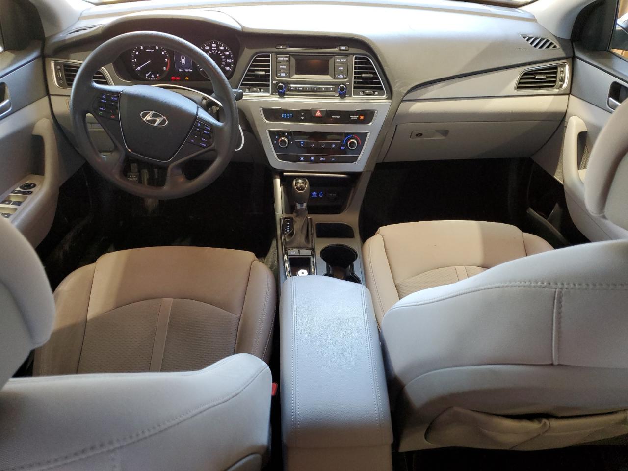 2015 Hyundai Sonata - Image 8