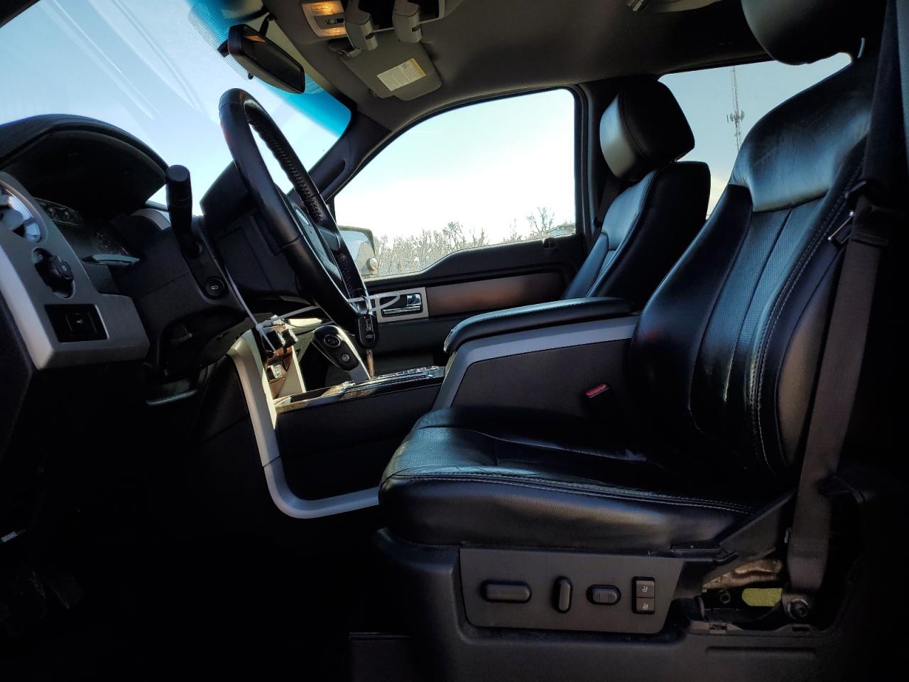 2012 Ford F-150 - Image 7