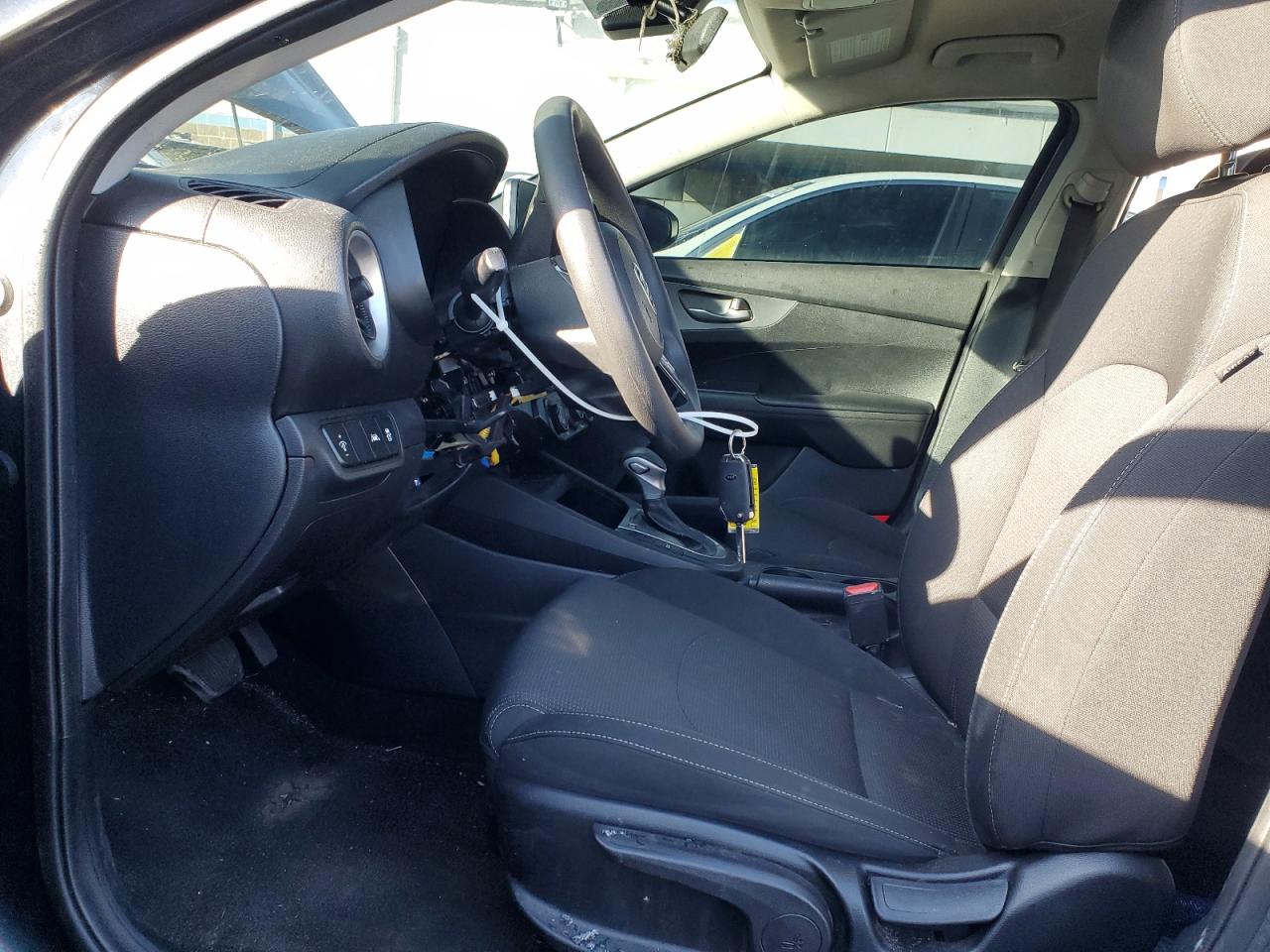 2020 Kia Forte - Image 7