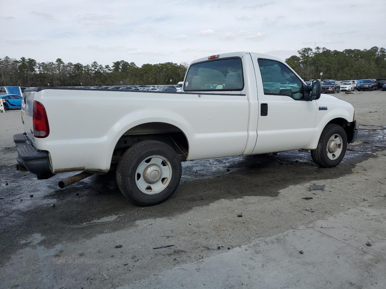 2006 Ford F250 - Image 3