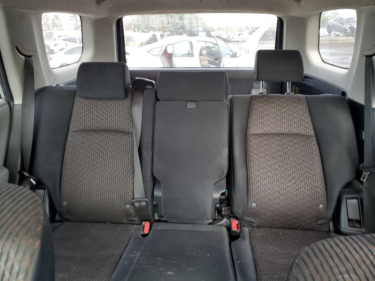 2010 Toyota 4Runner - Image 10